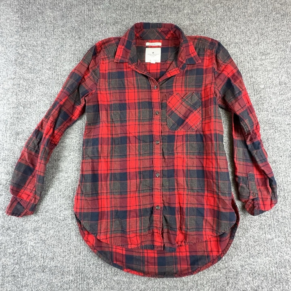 American Eagle Red Plaid Flannel Button Up Shirt Womens Small AEM120605